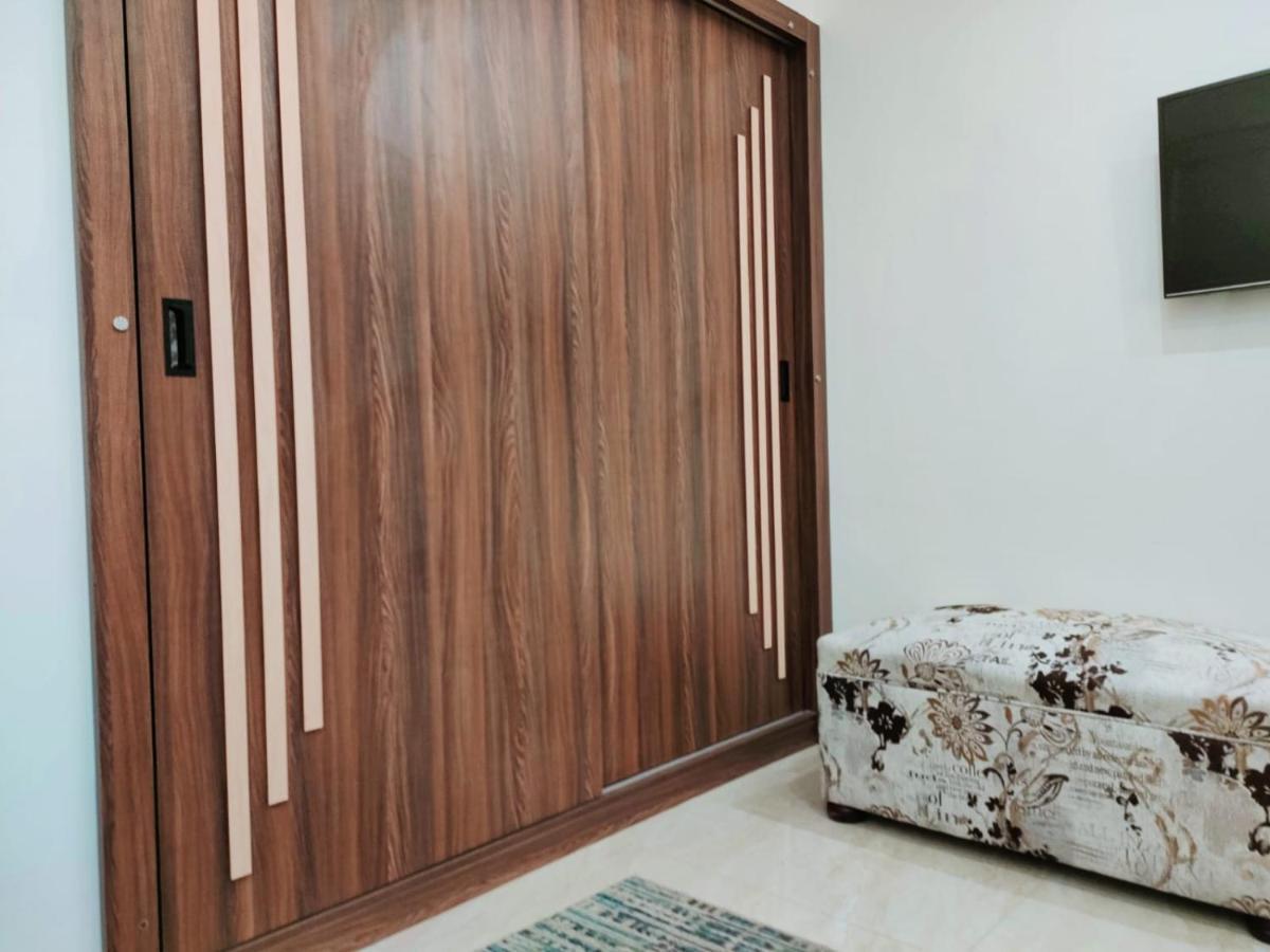 Alexandria Apartments 4*