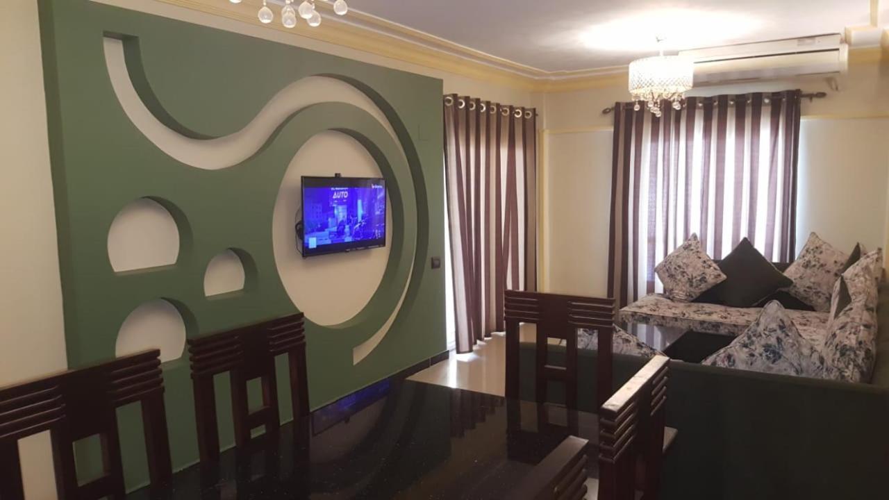 Hotel Alexandria Apartments 4*